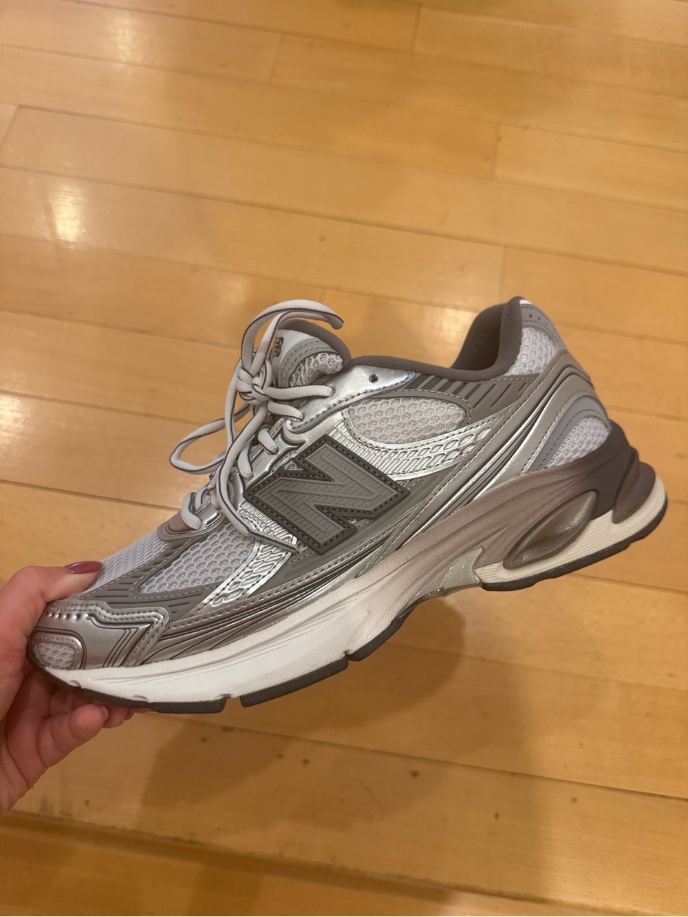 New Balance Women's Silver and Gray Athletic Running Shoes